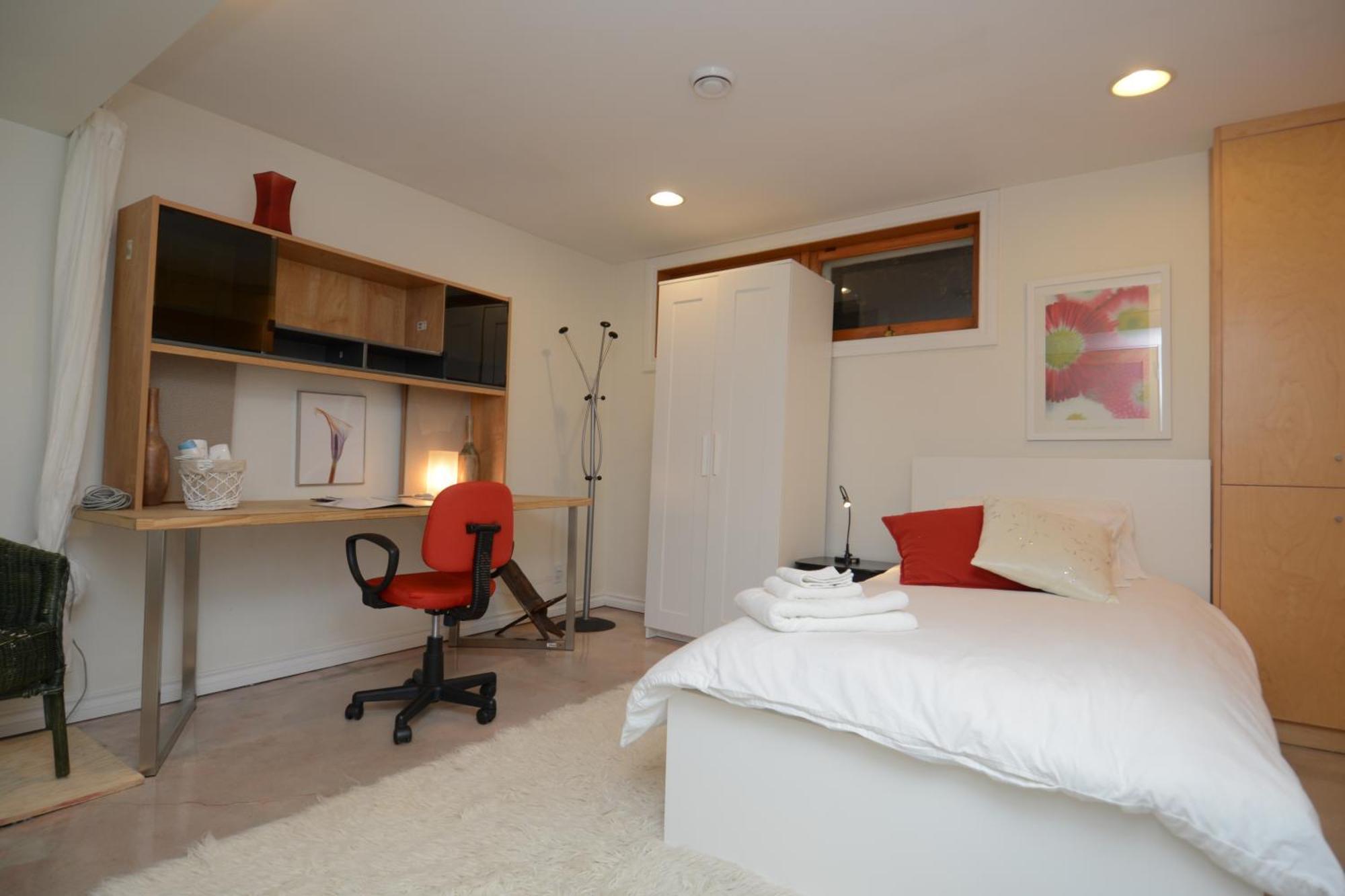 U Of A Homestay, Trails & Whyte Ave Edmonton Ngoại thất bức ảnh