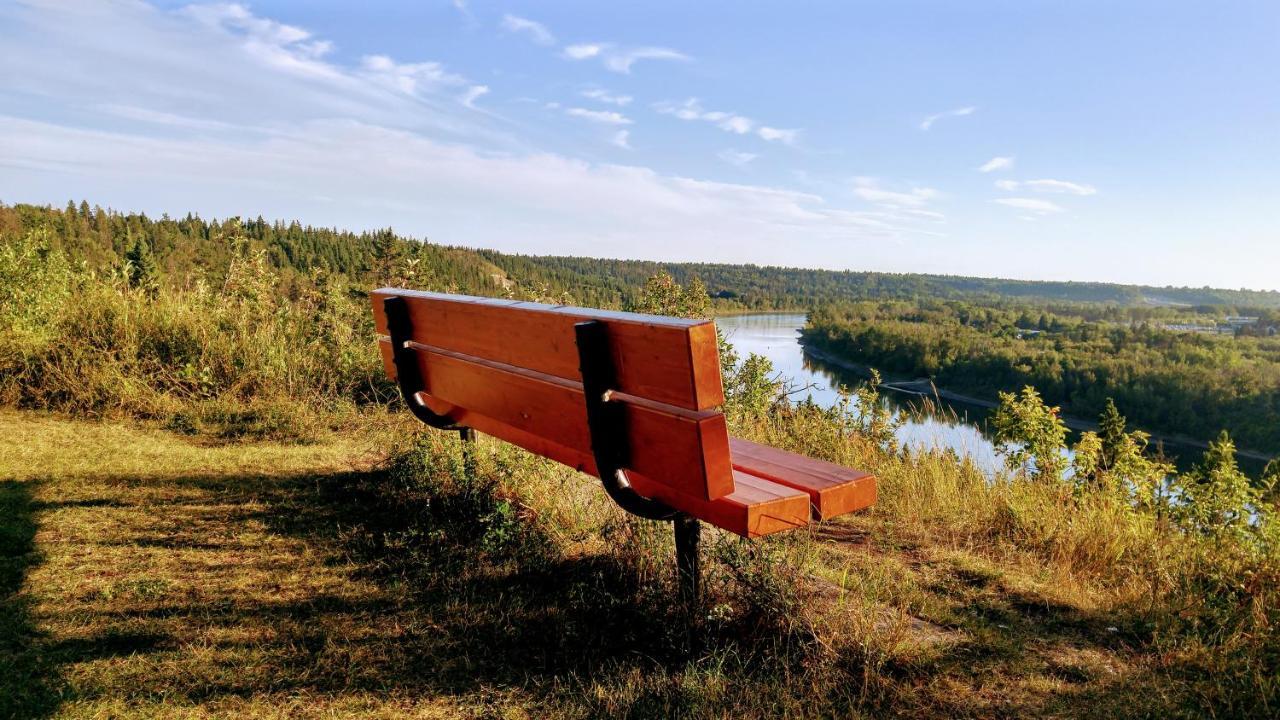U Of A Homestay, Trails & Whyte Ave Edmonton Ngoại thất bức ảnh