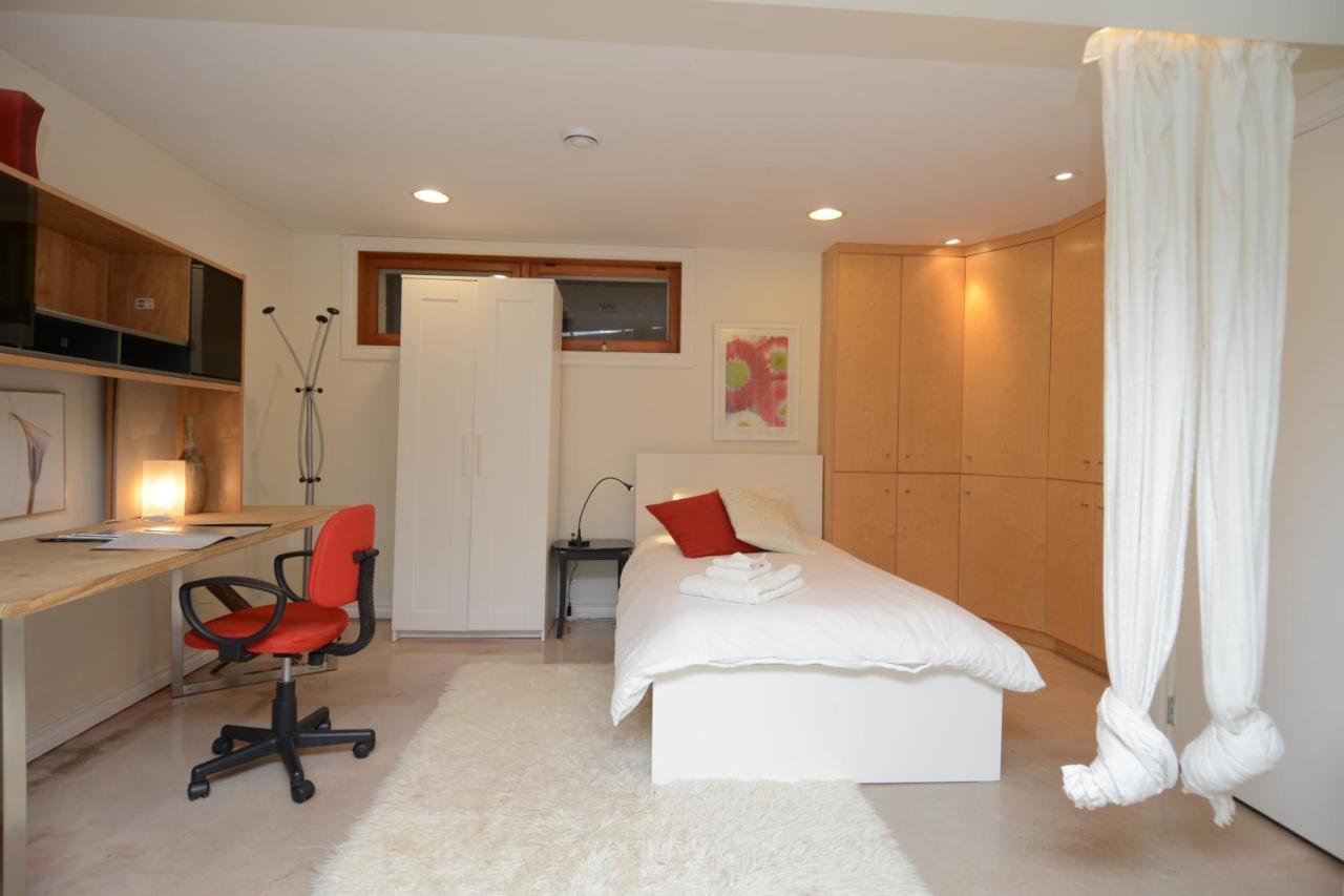 U Of A Homestay, Trails & Whyte Ave Edmonton Ngoại thất bức ảnh